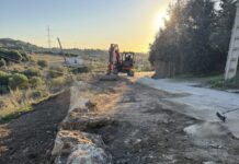 El plan de seguridad en caminos rurales de Estepona avanza con obras de 35.000 euros en La Pileta