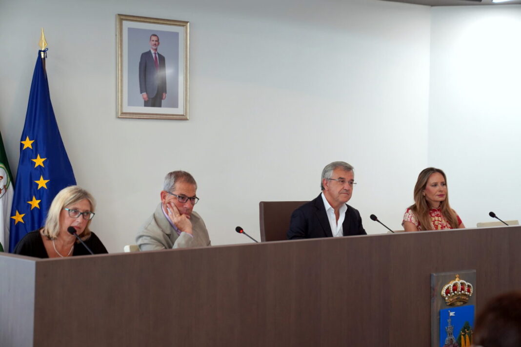 Estepona registra 31.156 trámites electrónicos hasta julio, un 16,4% más que en 2025