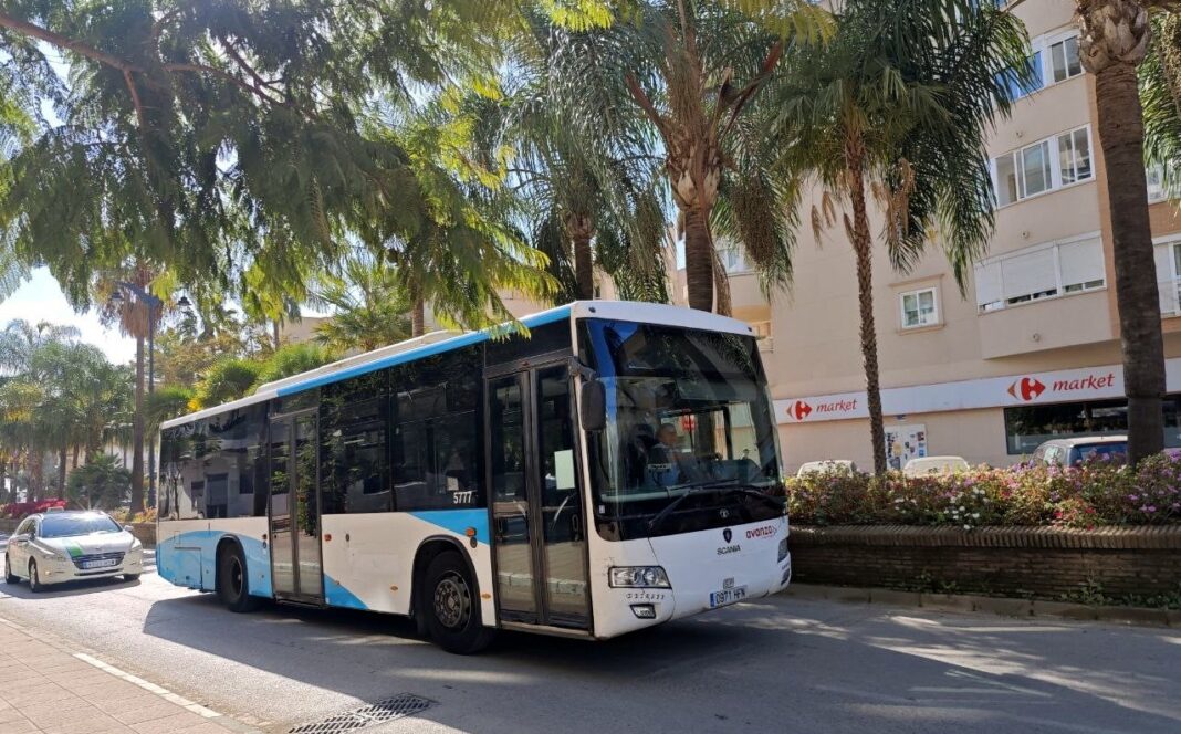 El transporte urbano de Estepona incorporará autobuses híbridos y sistemas tecnológicos